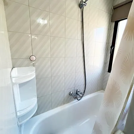 Art House 3br Private Pool Holiday home *