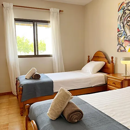 Art House 3br Private Pool Holiday home