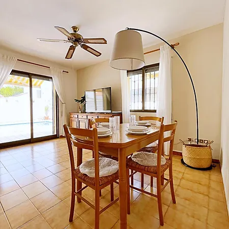 Holiday home Art House 3br Private Pool Gandia